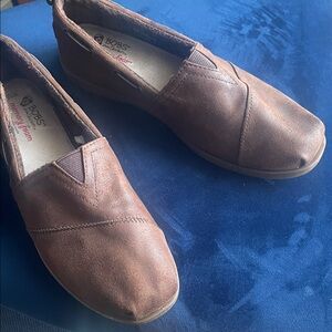 Skechers BOBS Tan Slip-On Loafers